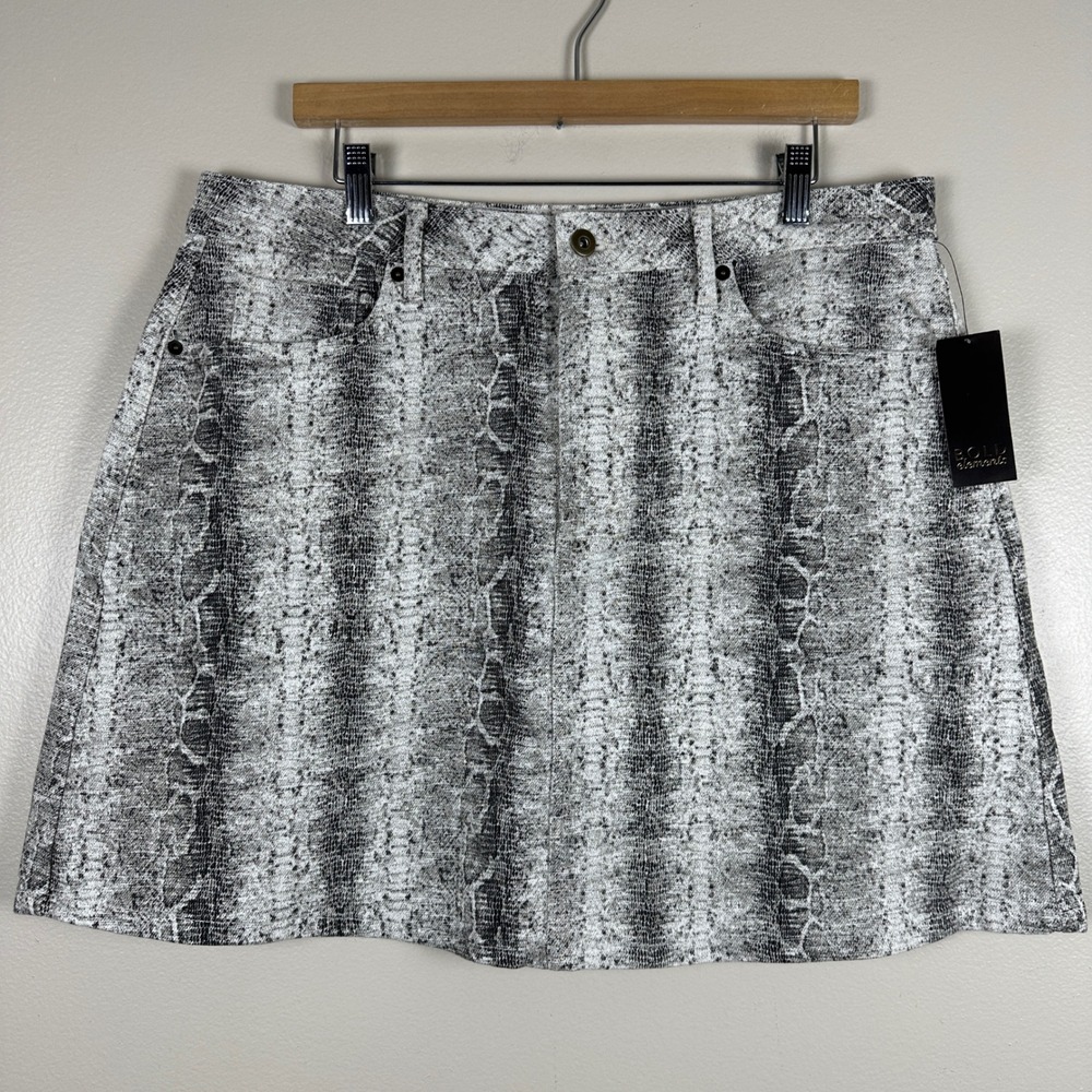 Bold Elements Women's 16 Denim Mini Skirt Grey Snakeskin Animal Print 5-Pocket
